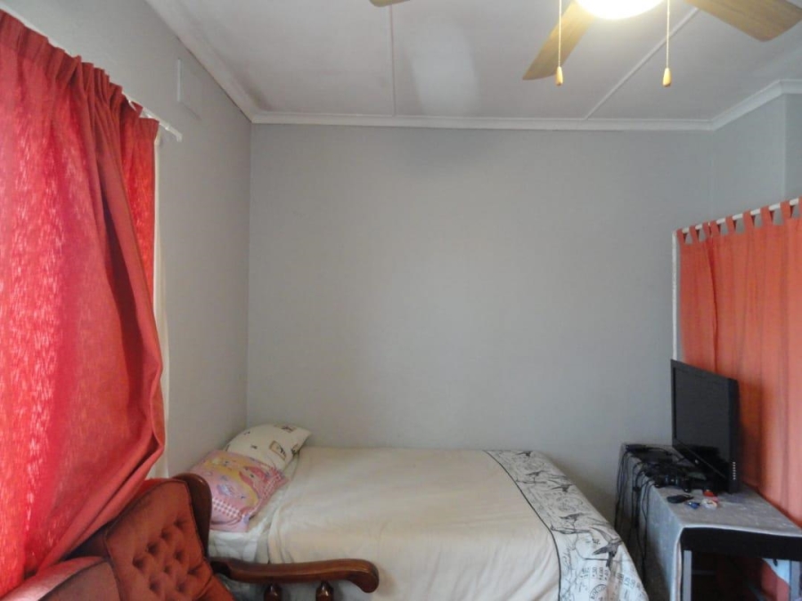 4 Bedroom Property for Sale in Avondale Western Cape